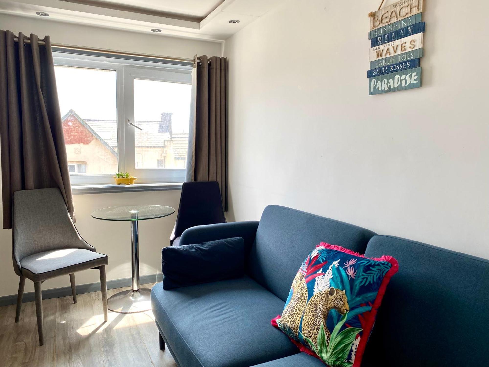 Kennedy House By Blackpool Service Apartments Екстериор снимка