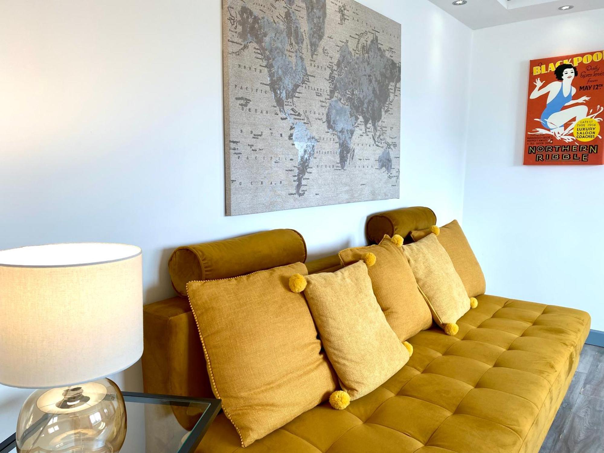 Kennedy House By Blackpool Service Apartments Екстериор снимка