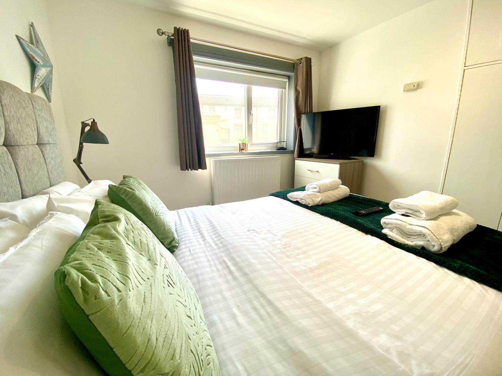 Kennedy House By Blackpool Service Apartments Екстериор снимка